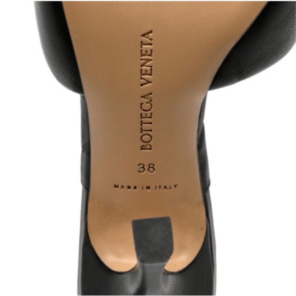 BOTTEGA VENETA Nappa Quilted Rubber Lido Mule SZ 38 - Picture 5 of 10